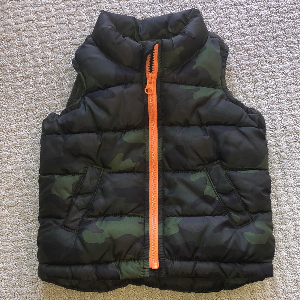 Old Navy Frost Free Camo Puffer Vest Toddler 18-24 M